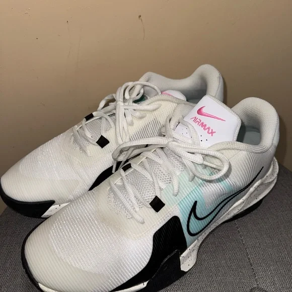 Nike Air Max White and Black Athletic Shoes - Picture 4 of 6